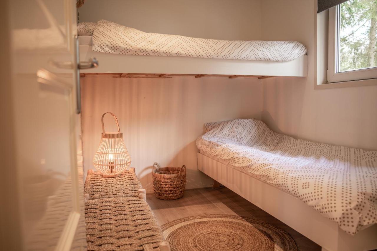 Stayatsas Tiny House Julia In De Bossen Op De Veluwe! Epe Eksteriør bilde