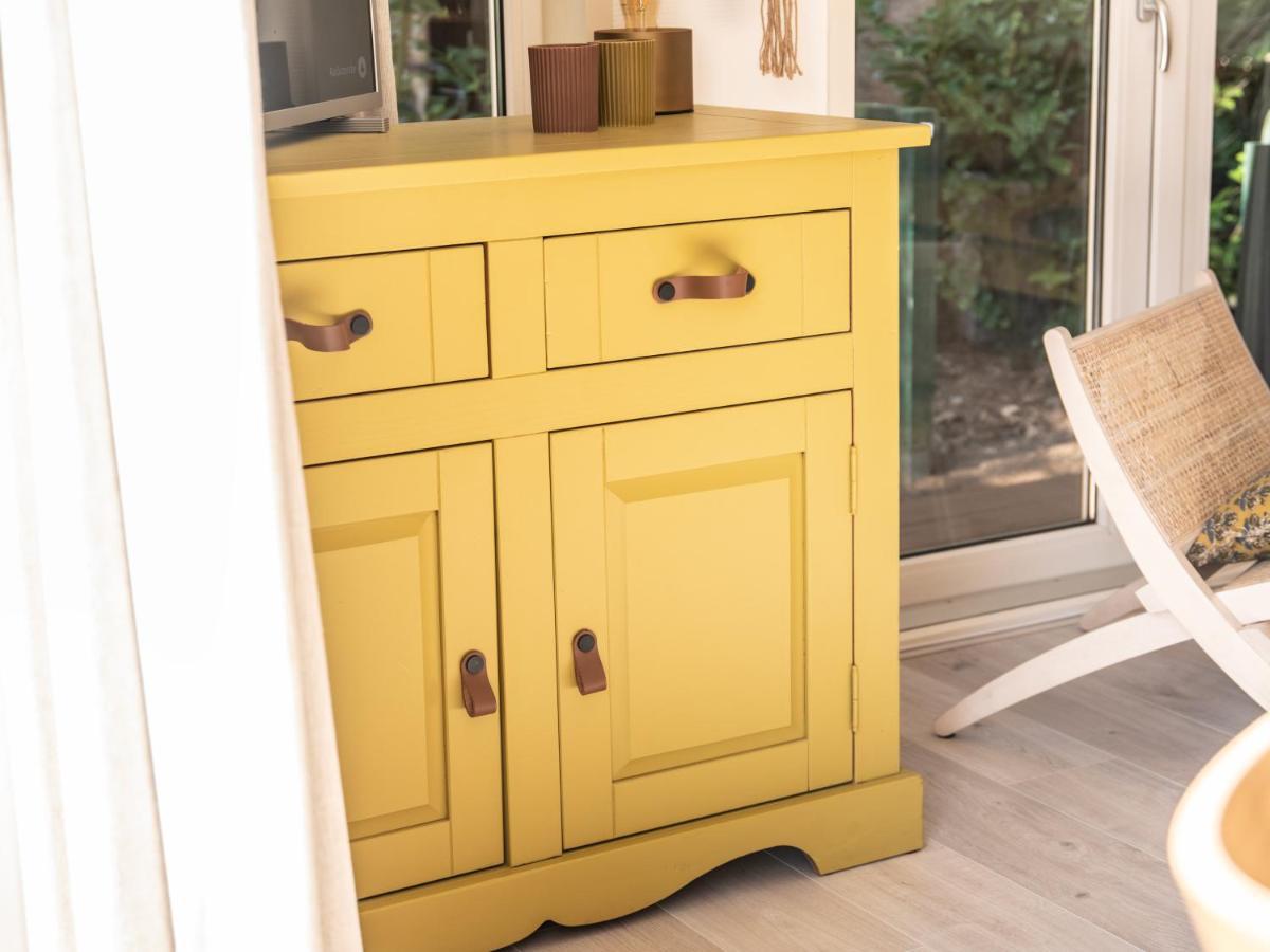 Stayatsas Tiny House Julia In De Bossen Op De Veluwe! Epe Eksteriør bilde